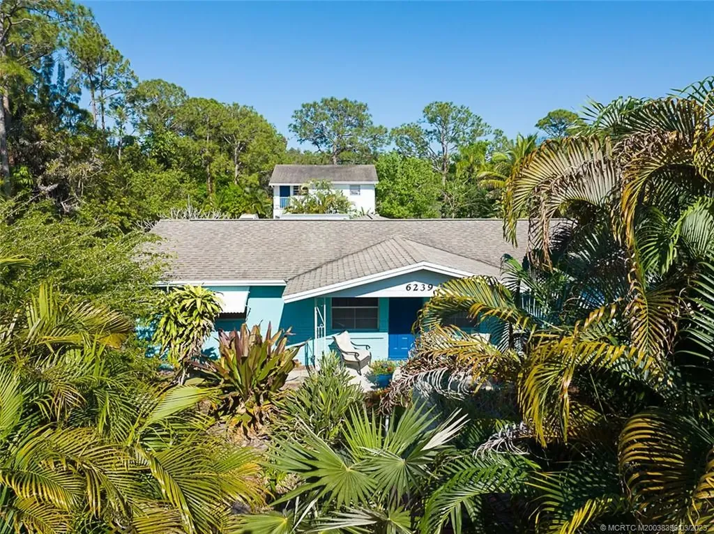 6239 SE Lake Circle Drive Stuart FL 34997