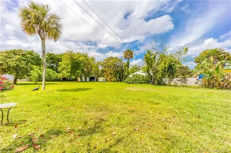 7501 S Indian River Drive Fort Pierce FL 34982