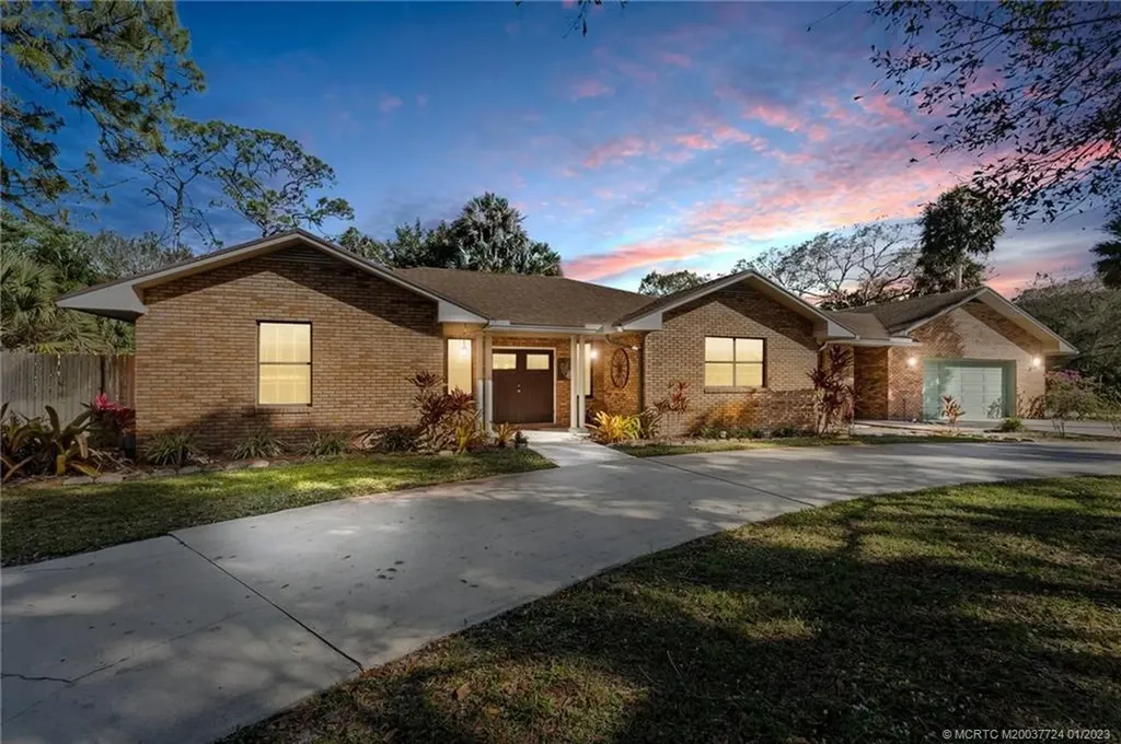 8305 SW Wildwood Drive Stuart FL 34997