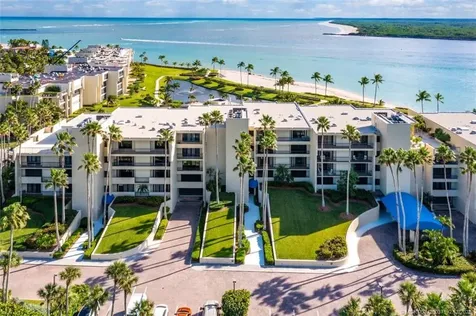 2802 SE Dune Drive Stuart FL 34996