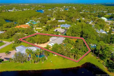 1005 SW Magnolia Bluff Drive Palm City FL 34990
