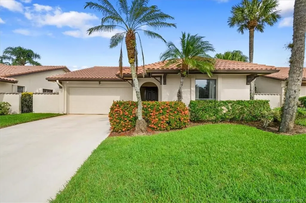 2460 SW Bobalink Court Palm City FL 34990