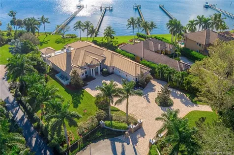 2690 NW Collins Cove Road Stuart FL 34994