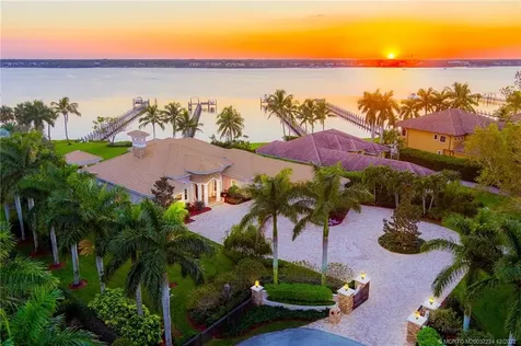 2690 NW Collins Cove Road Stuart FL 34994