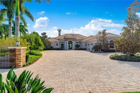 2690 NW Collins Cove Road Stuart FL 34994