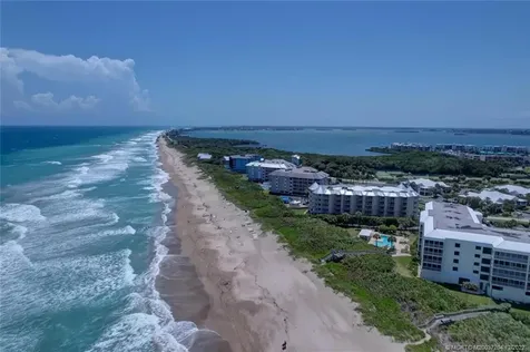 484 NE Plantation Road Stuart FL 34996
