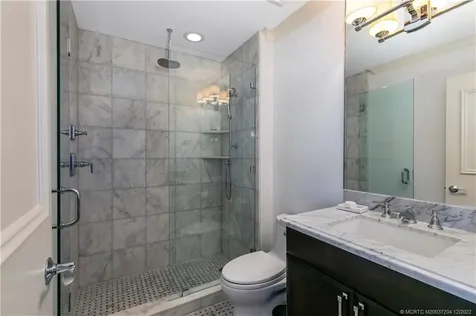 484 NE Plantation Road Stuart FL 34996