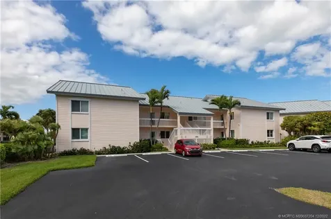 484 NE Plantation Road Stuart FL 34996