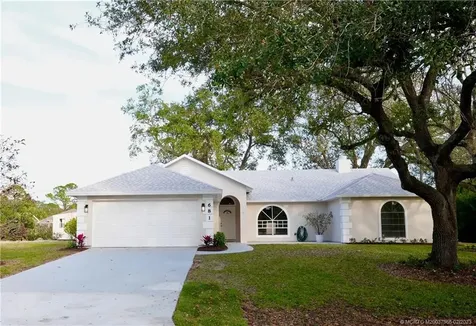 681 Lawson Street Sebastian FL 32958