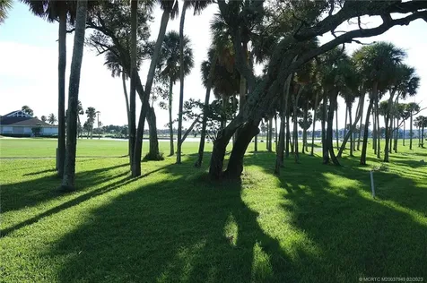 5801 NE Gulfstream Way Stuart FL 34996