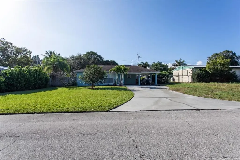2634 NE Roberta Street Jensen Beach FL 34957
