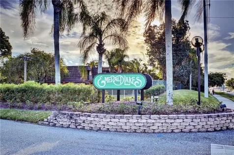 6504 SE Windsong Lane Stuart FL 34997