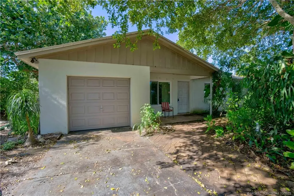 7287 SE Bruce Terrace Hobe Sound FL 33455