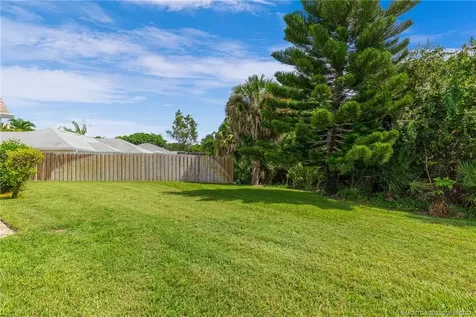 487 NE Pecos Way Jensen Beach FL 34957