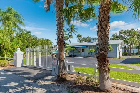 5854 SE Horseshoe Point Road Stuart FL 34997