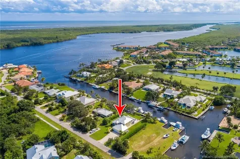 5854 SE Horseshoe Point Road Stuart FL 34997