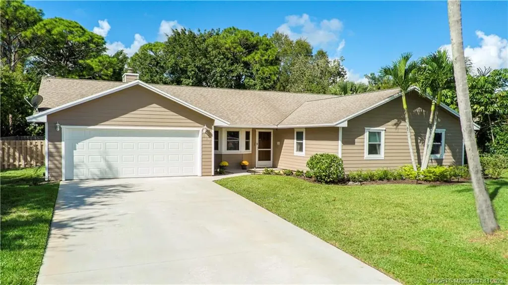 824 SW Wisper Bay Drive Palm City FL 34990