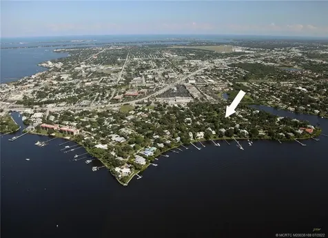 1015 SW Flora Belle Lane Stuart FL 34994
