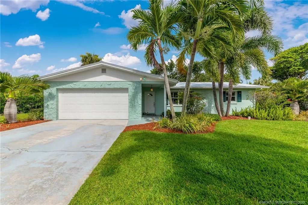 147 SE Four Winds Drive Stuart FL 34996