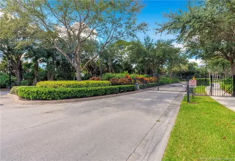 2778 SE Birmingham Drive Stuart FL 34994