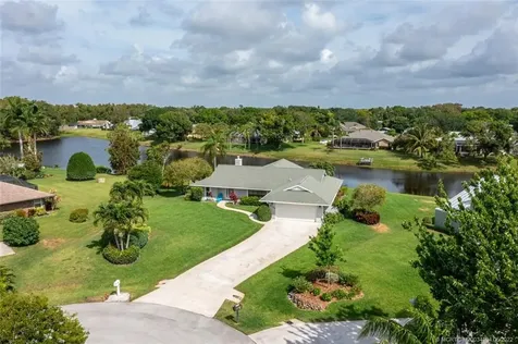 2174 NE Chestnut Court Jensen Beach FL 34957
