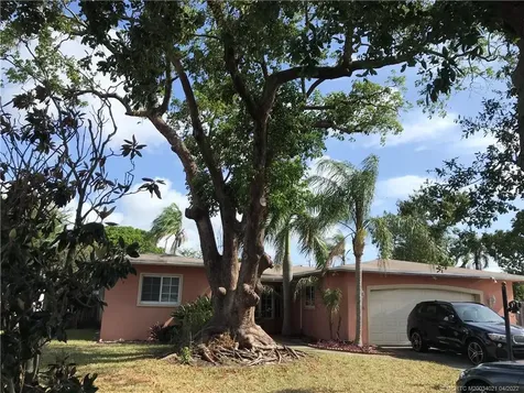 7207 Mckinley Street Hollywood FL 33024