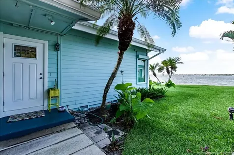 3970 NE Breakwater Drive Jensen Beach FL 34957