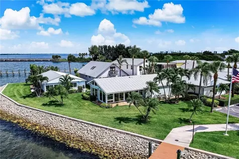 3970 NE Breakwater Drive Jensen Beach FL 34957