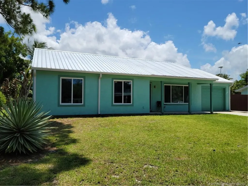 1050 SE 14th Street Stuart FL 34996