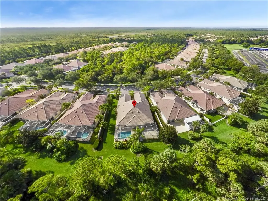 8534 SE Retreat Drive Hobe Sound FL 33455