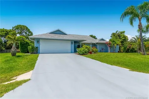 1816 SW Stratford Way Palm City FL 34990