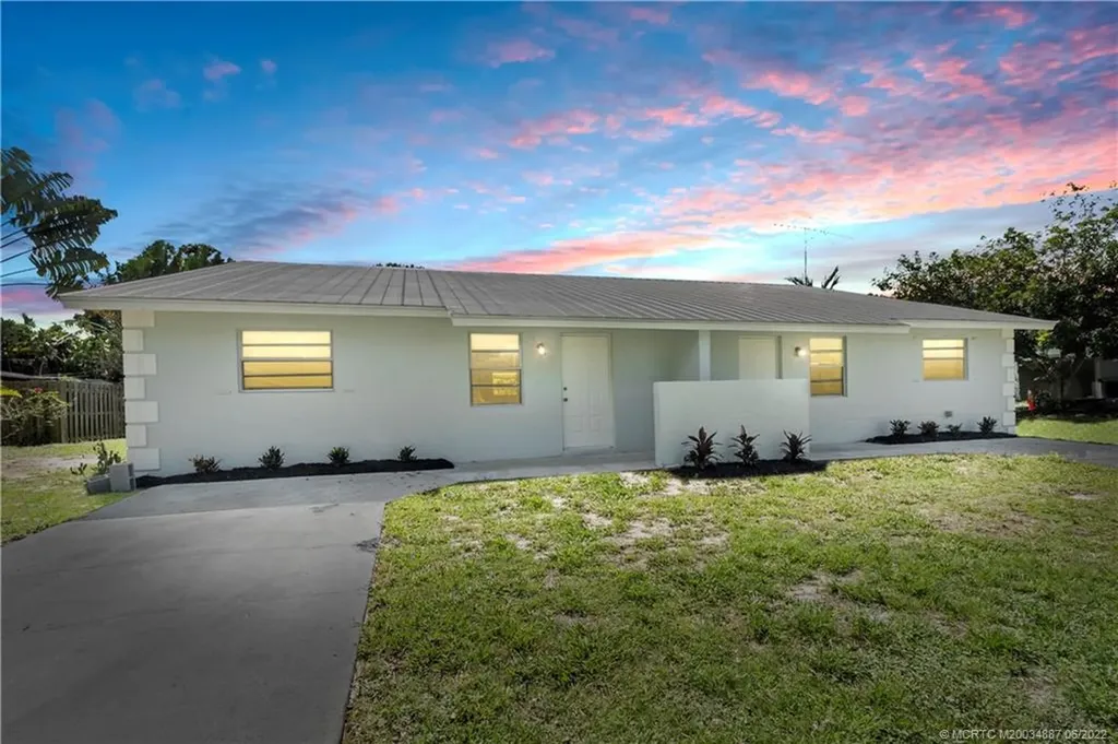 2488 NW Holiday Court Stuart FL 34994
