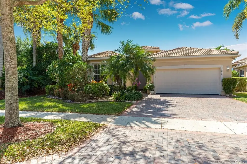 7837 Gold Lenox Cove Lake Worth FL 33467