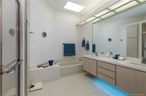 7579 SE Fiddlewood Lane Hobe Sound FL 33455