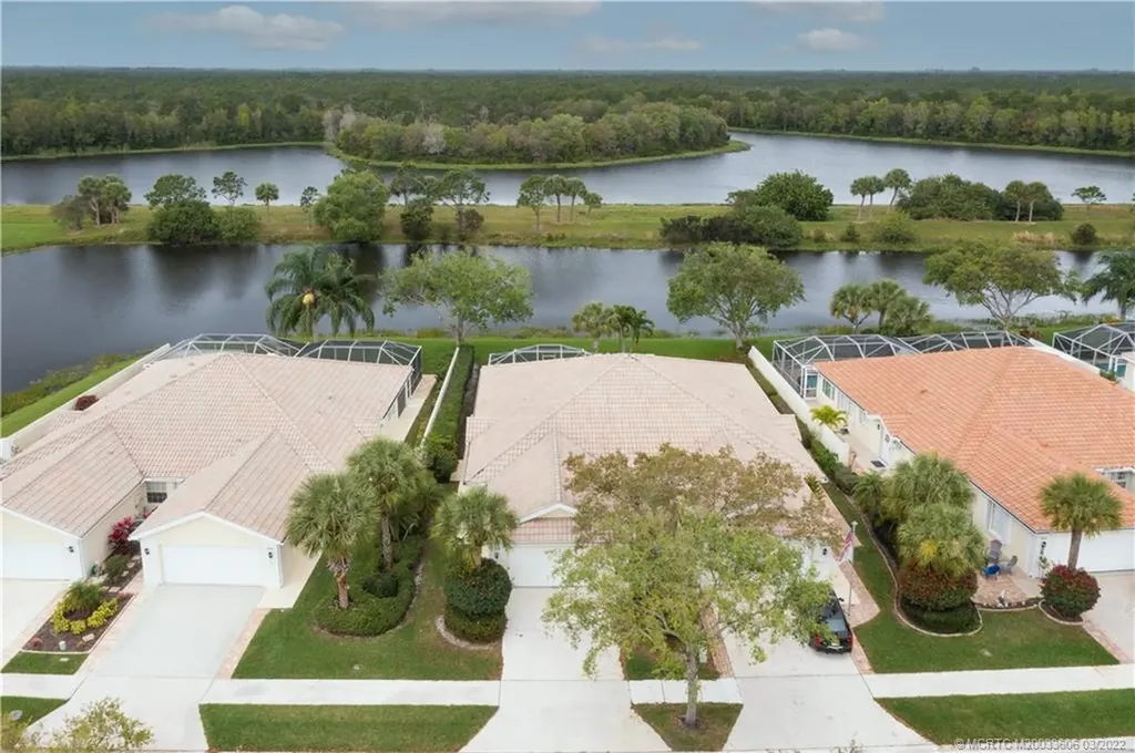 8128 SE Peppercorn Court Hobe Sound FL 33455