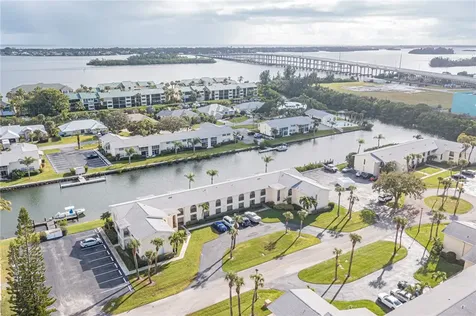 1860 Robalo Drive Vero Beach FL 32960