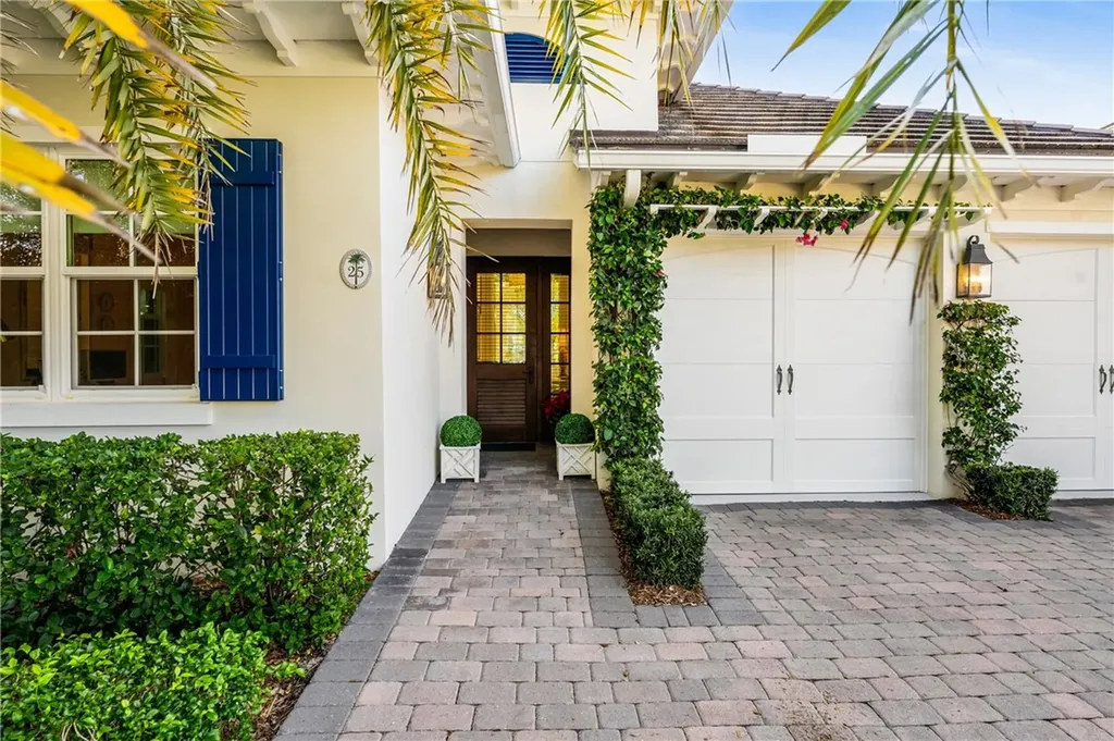 25 Plumbago Lane Vero Beach FL 32963