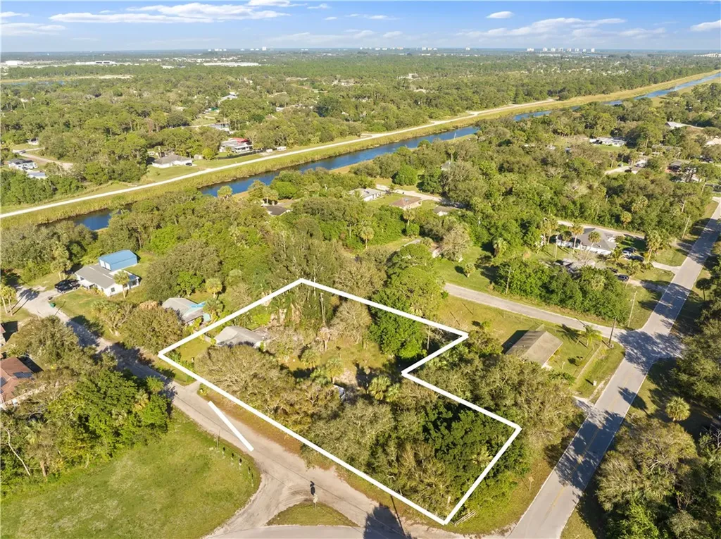 1920 N 48th Street Fort Pierce FL 34947