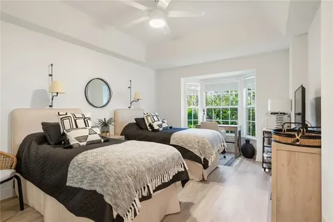 1385 Winding Oaks Circle W Vero Beach FL 32963