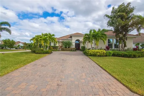 400 Sapphire Way SW Vero Beach FL 32968