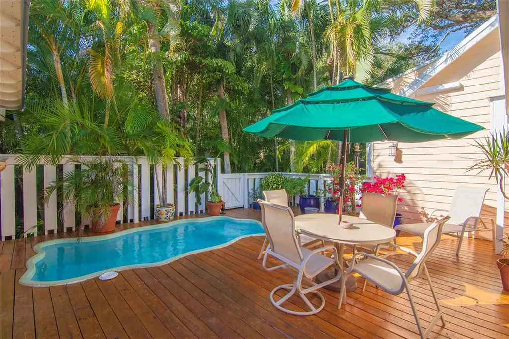 1971 W Pebble Path Vero Beach FL 32963