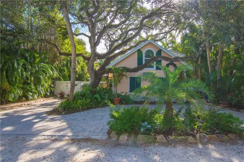 1971 W Pebble Path Vero Beach FL 32963