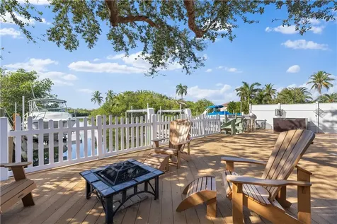 45 Sovereign Way Hutchinson Island FL 34949