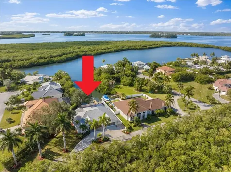 45 Sovereign Way Hutchinson Island FL 34949