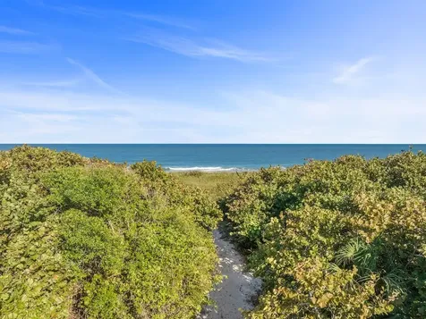 45 Sovereign Way Hutchinson Island FL 34949