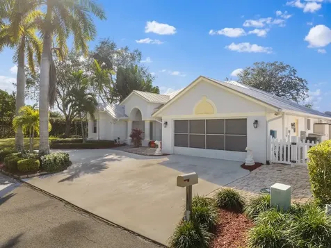 45 Sovereign Way Hutchinson Island FL 34949