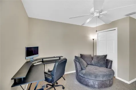 1051 S 13th Square Vero Beach FL 32960