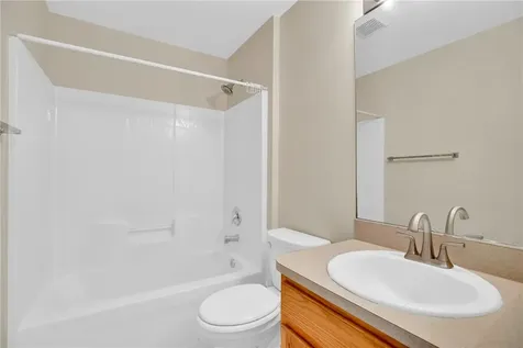 1051 S 13th Square Vero Beach FL 32960