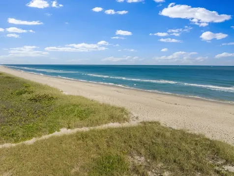 4949 N Highway A1a Fort Pierce FL 34949