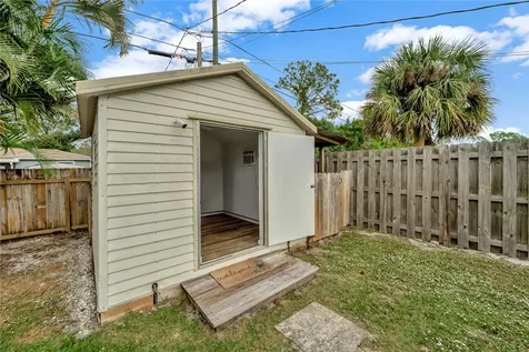 7504 Kenwood Road Fort Pierce FL 34951